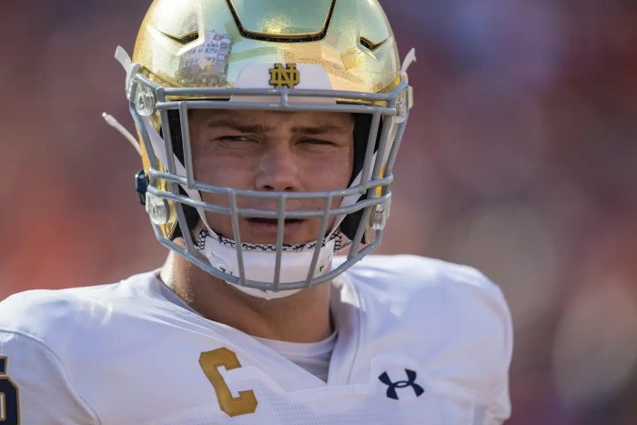 Jets Week 12 Mock Draft: Can Gang Green finally solidify O-Line troubles in 2024? 2 Gang Green