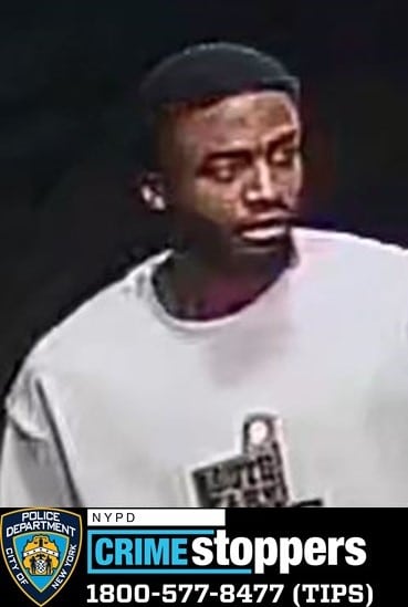 Suspect sought in Queens restaurant shooting that left man wounded 3 Suspect in Queens restaurant shooting