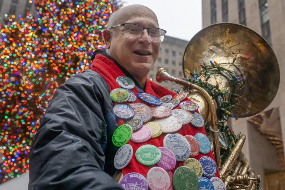 TubaChristmas 