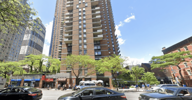 Police say Elnaggar broke the windows of a storefront at 593 9th Ave. in July 2022. anti-Semitic