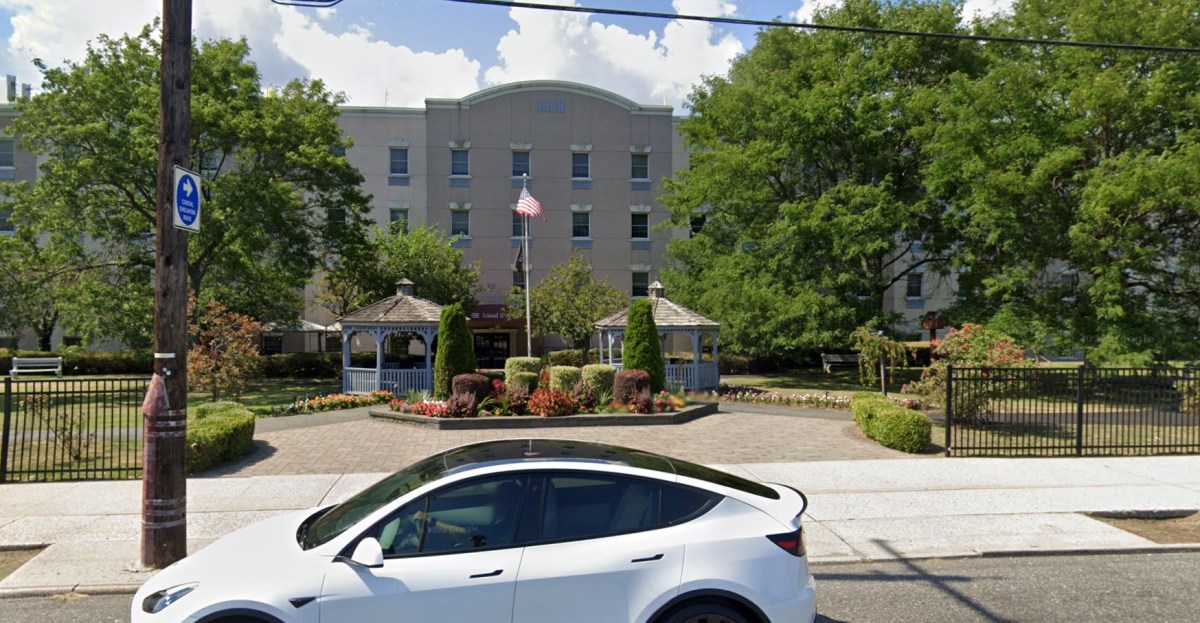 Migrant shelter site on Staten Island