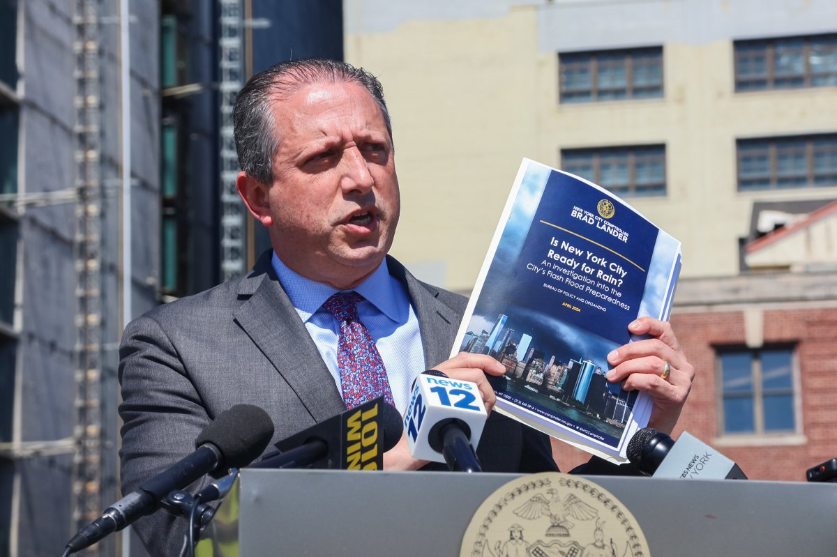 Comptroller's report identifies 'big gaps' in Adams admin's response to tropical storm last September 3