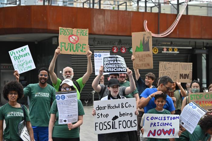 Congestion pricing: Brooklyn kids rally at Barclays Center to demand Hochul end pause and start Manhattan tolls 15