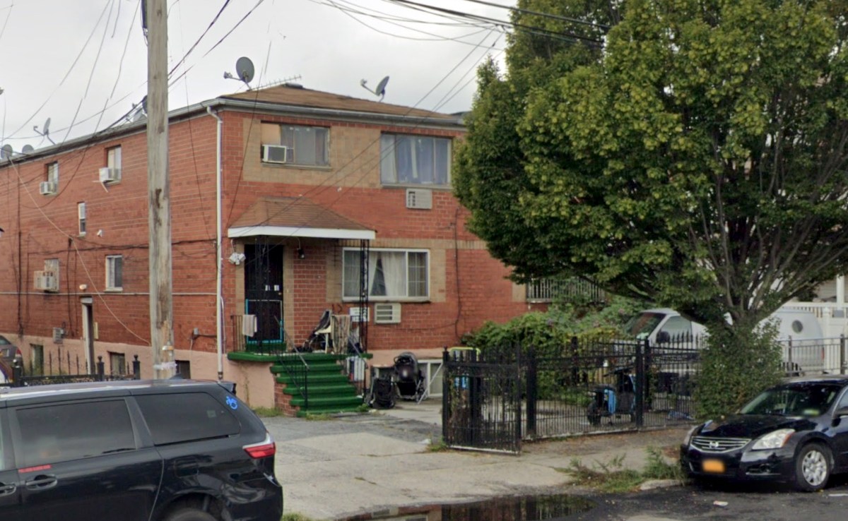 Scene of Queens murder-suicide