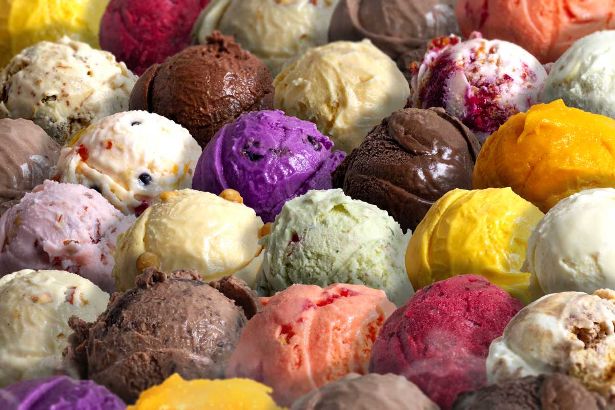 Assorted of scoops ice cream