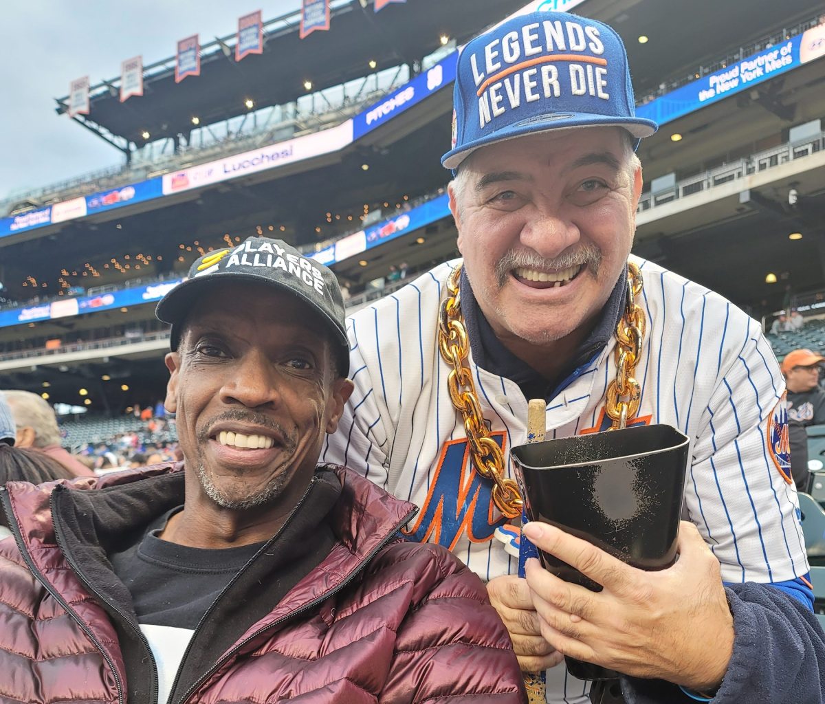 Mets Cowbell Man