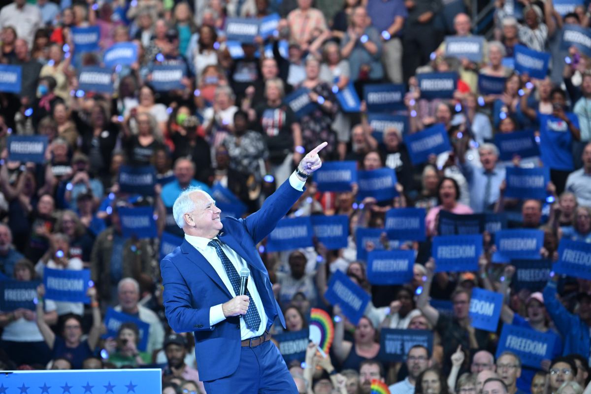Gillibrand pushes for free school meals for public school students nationwide in bill similar to VP candidate Tim Walz's initiative 3 Governor Tim Walz