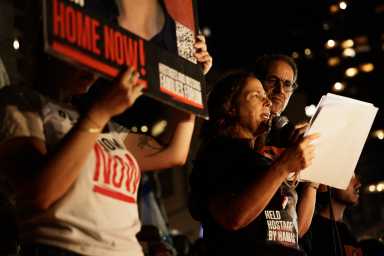 Mother of Israeli Hostage Omer Neutra speaking at rally