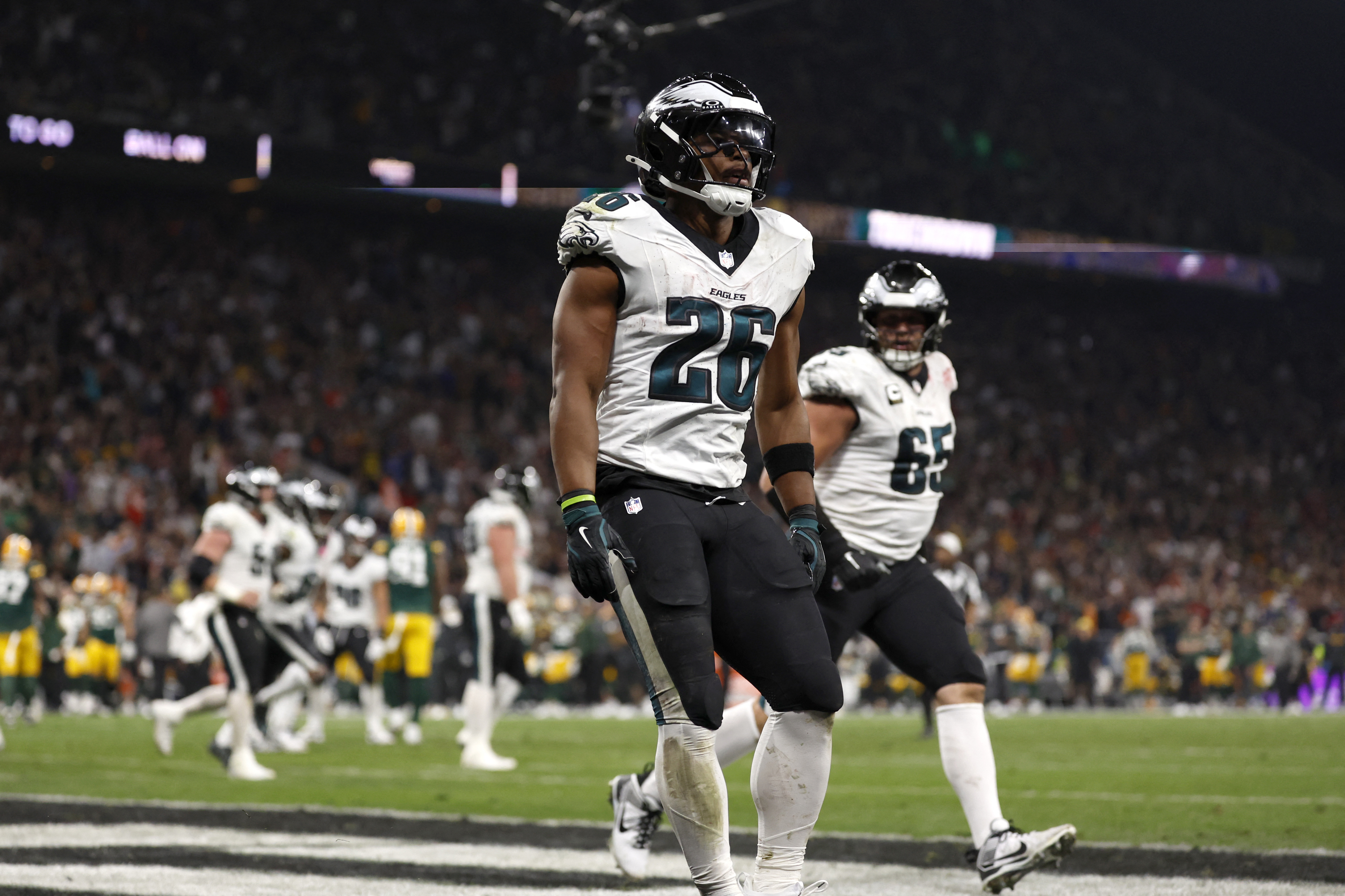 Falcons vs. Eagles Monday Night Football preview, odds, more 2 Saquon Barkley celebrates a touchdown Eagles NFL Week 2 odds