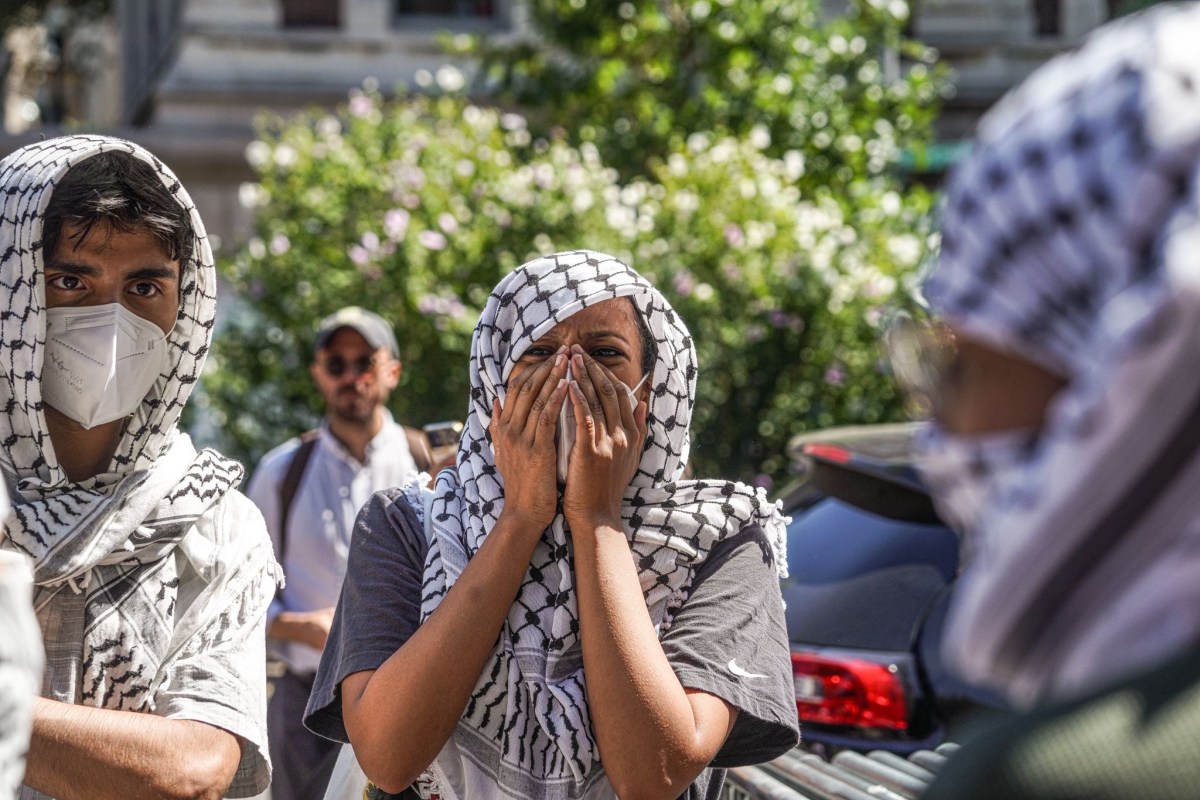 A slew of Palestine protesters marched back and forth outside of Barnard College on 3009 Broadway on Sept. 3 