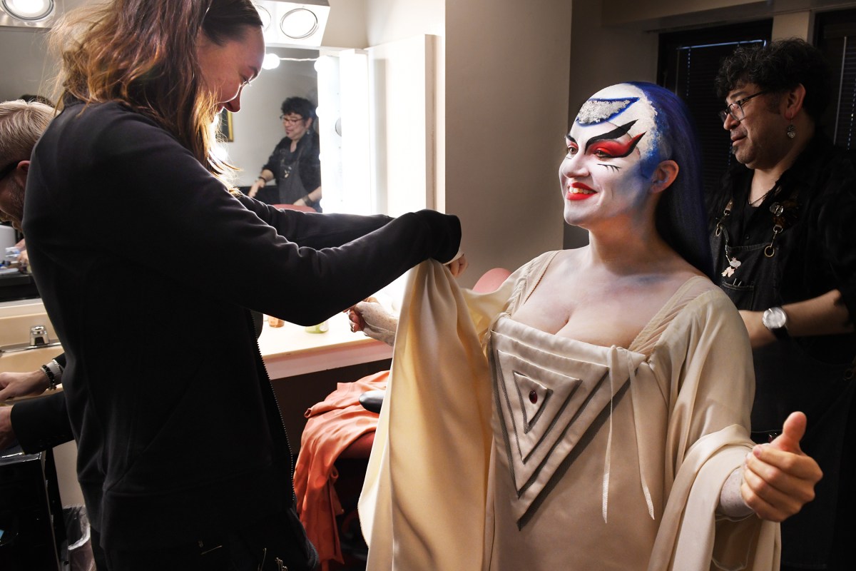 'The Magic Flute': Go backstage at the Met Opera with the 'Queen of the Night' Kathryn Lewek 8