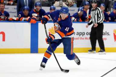 Simon Holmstrom Islanders