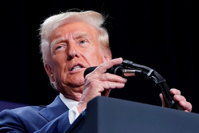 Congestion pricing: Poll finds more New Yorkers believe Manhattan tolls are dropping traffic, improving commutes 2 Trump speaking into microphone