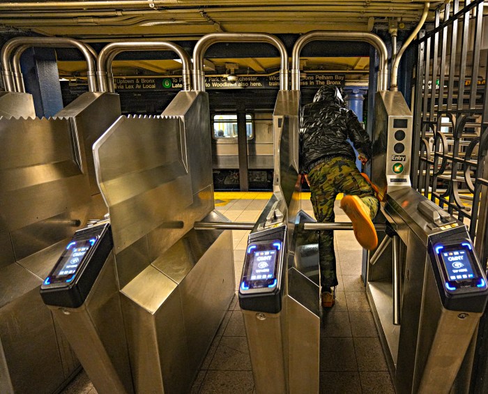 Subway crime continues to drop througout January: NYPD and MTA 2 fare evaders jumping turnstile in a NYC subway