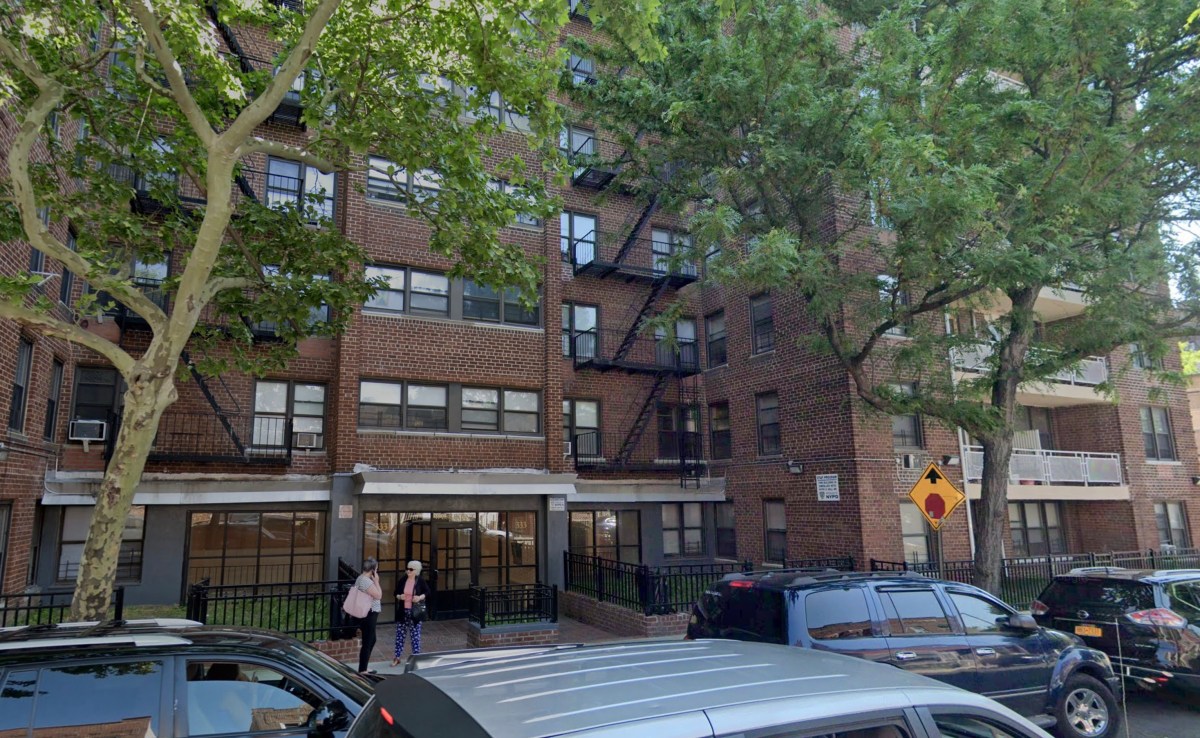 Scene of deadly Brooklyn stabbing