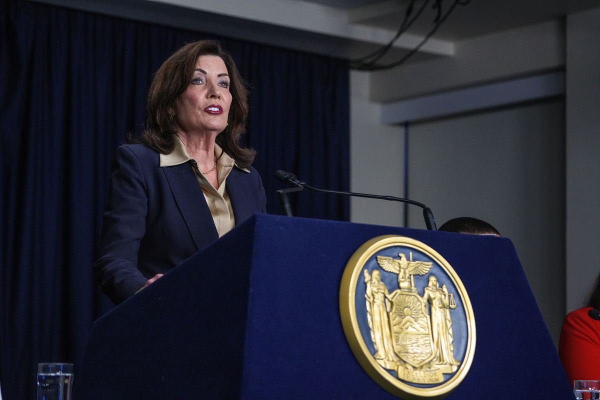 Congestion pricing: What major NYC subway and transit projects are at stake if Trump kills Manhattan toll plan? 2 Gov. Kathy Hochul speaking about Eric Adams, congestion pricing