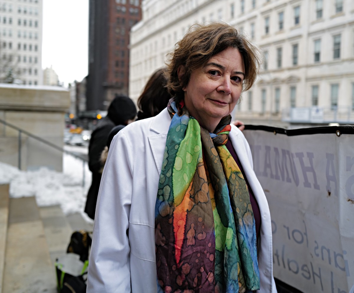 Fire and 'ICE': Immigrant advocates, pols rail against City Hall memo on cooperation with fed agents at schools and shelters 7