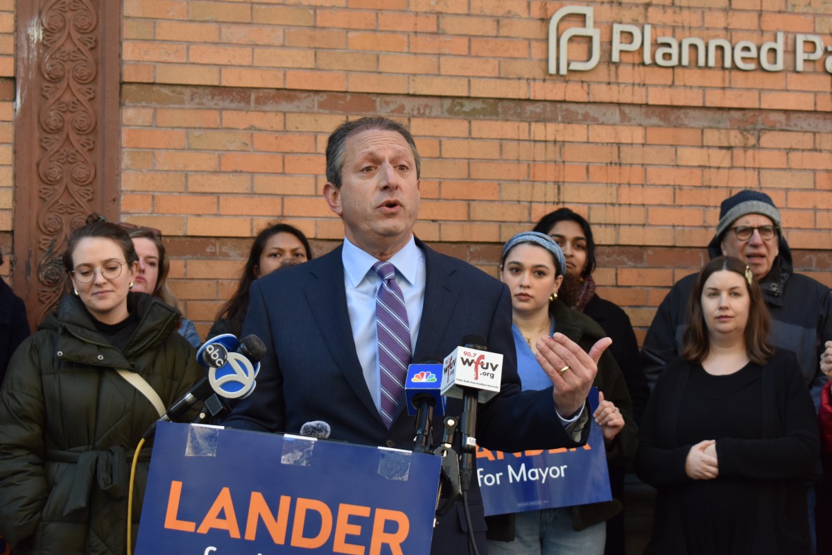 NYC Mayor's Race: Democratic primary challengers Ramos and Myrie float plans to combat Trump funding cuts 5