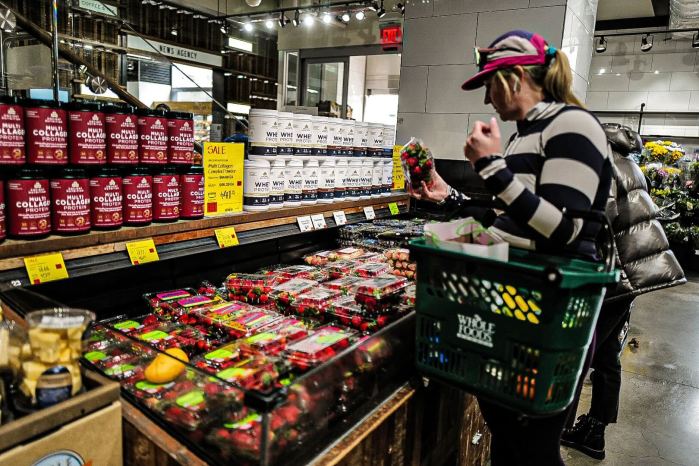 More New Yorkers going into debt due to rising food costs, poll finds 4 A significant majority, 63%, reported declines in mental health, indicating that the pressures of affording food are taking a toll on psychological resilience.