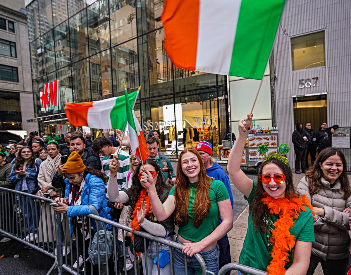 PHOTOS: St. Patrick’s Day Parade brings tens of thousands to Midtown for wearing o' the green, and Irish pride 3