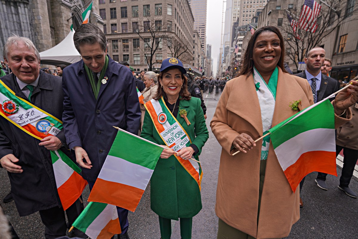 PHOTOS: St. Patrick’s Day Parade brings tens of thousands to Midtown for wearing o' the green, and Irish pride 5