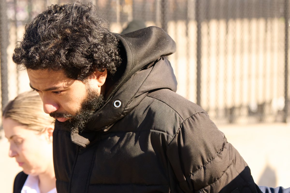 Brooklyn man arrested for punching pregnant woman on Queens J train 4