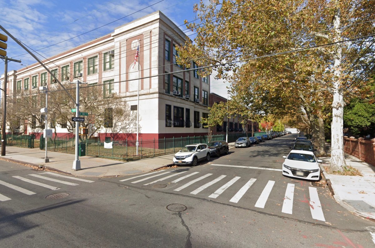 Scene where Brooklyn livery cab driver was shot