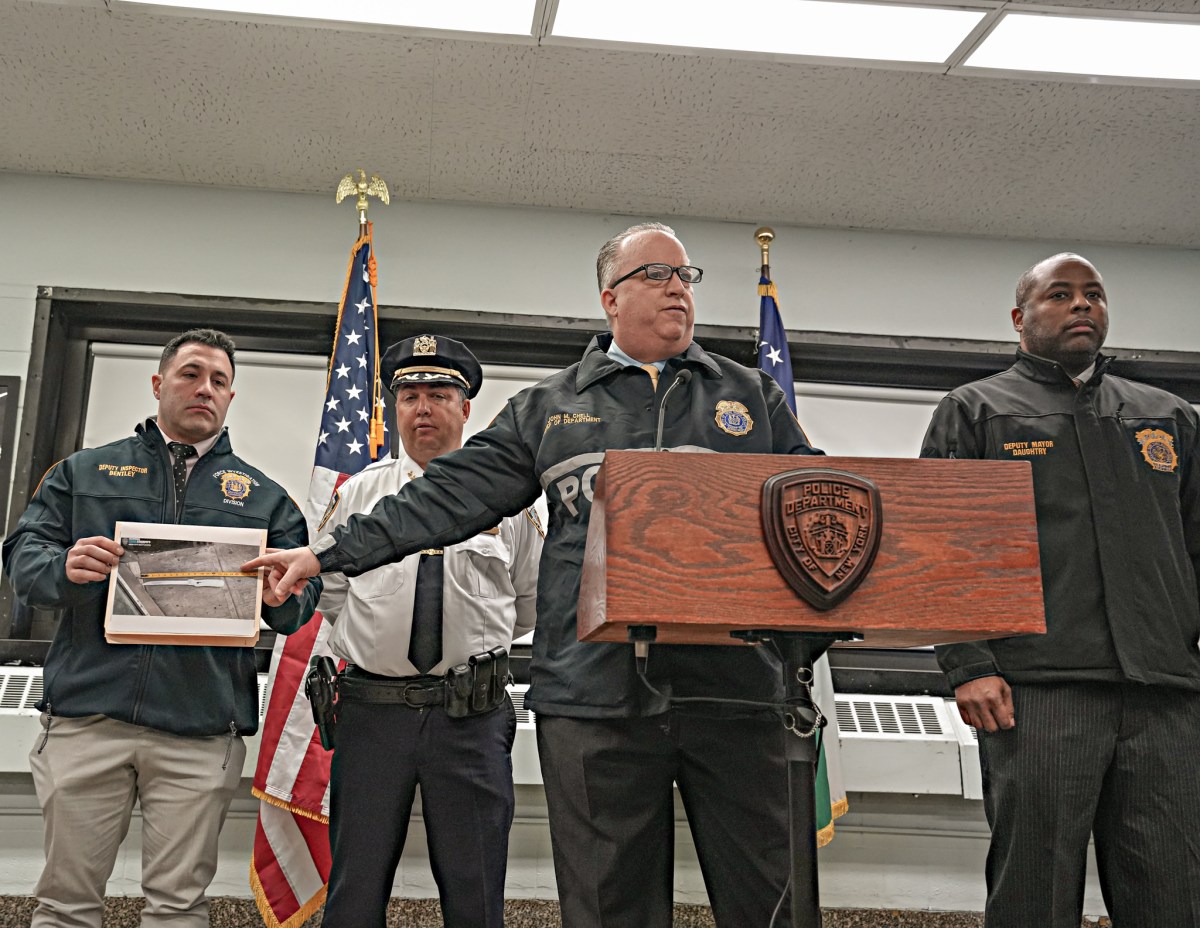 Queens police shooting: AG James opens probe after emotionally disturbed man with knife fatally shot 3