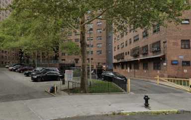 The exterior of the Manhattanville Houses at 545 W. 126th St., where a 34-year-old man was fatally shot in the lobby on April 17