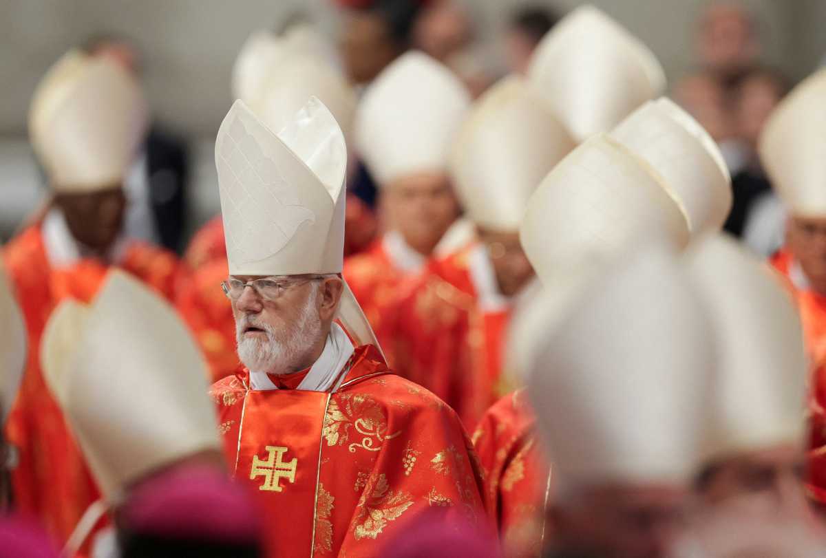 Papal conclave begins in Rome as New York's Cardinal Dolan and others deliberate future of Catholic Church 2 Cardinals help open papal conclave in Vatican