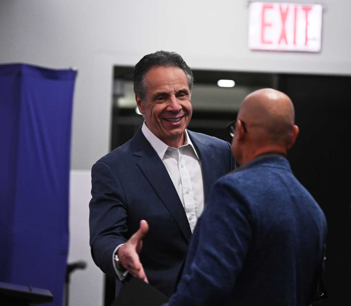 NYC Mayor's Race: Front-runner Cuomo pledges to push state to raise city minimum wage to $20 per hour 4