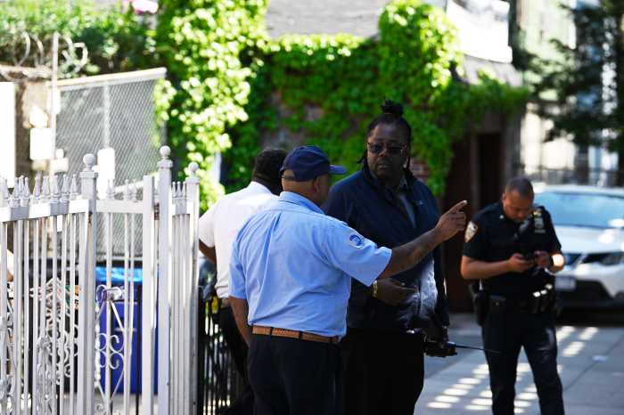 Queens man arrested after deadly stabbing on MTA bus in Brooklyn 3 group of people talking outside in daylight