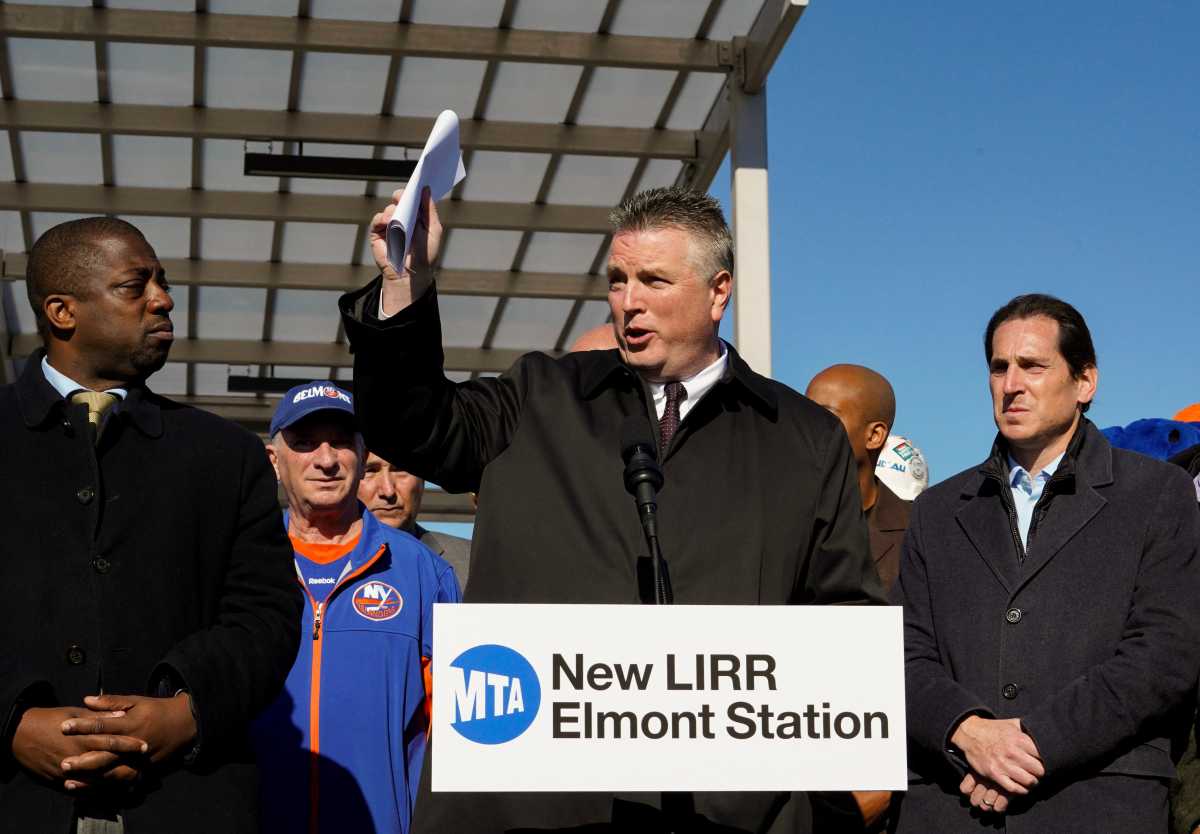 LIRR pushes back against Amtrak for May 23 closure of East River Tunnel lines 2 LIRR President Rob Free
