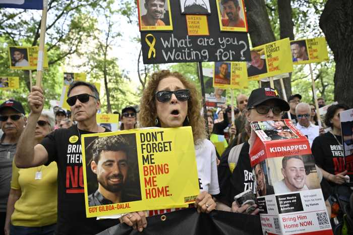 New Yorkers rally in Central Park for the release of remaining Israeli hostages