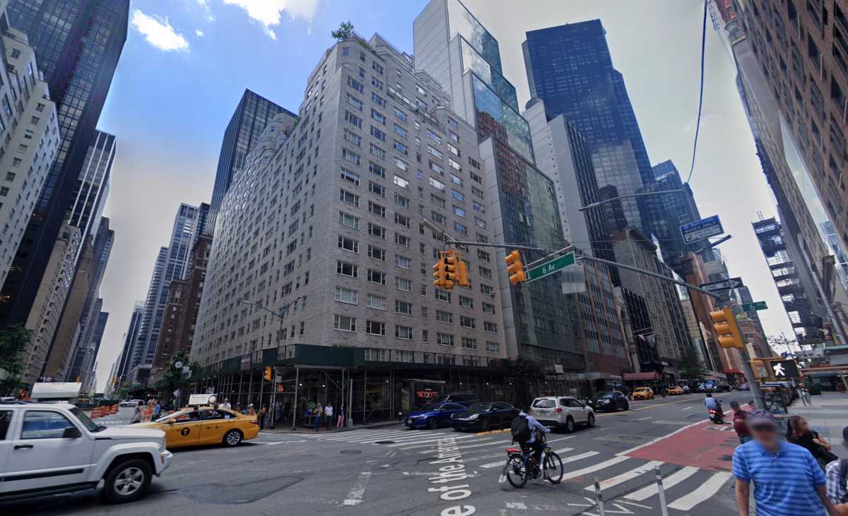 Why a bill giving NYC co-op apartment owners more rights could upend real estate contract laws for everyone 2 Co-op building in Manhattan subject to new contract law