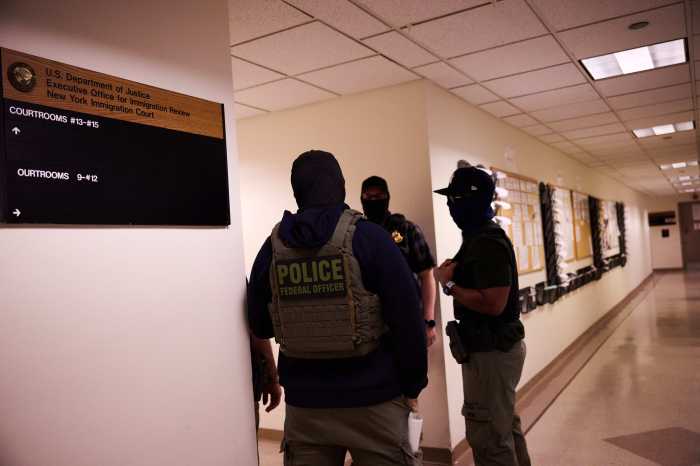 NYC joins coalition to fight ending temporary protected status for Honduran, Nepali, Nicaraguan immigrants 3 ICE (Immigration and Customs Enforcement Officers) continued to detain people at 26 Federal Plaza on Jul. 28