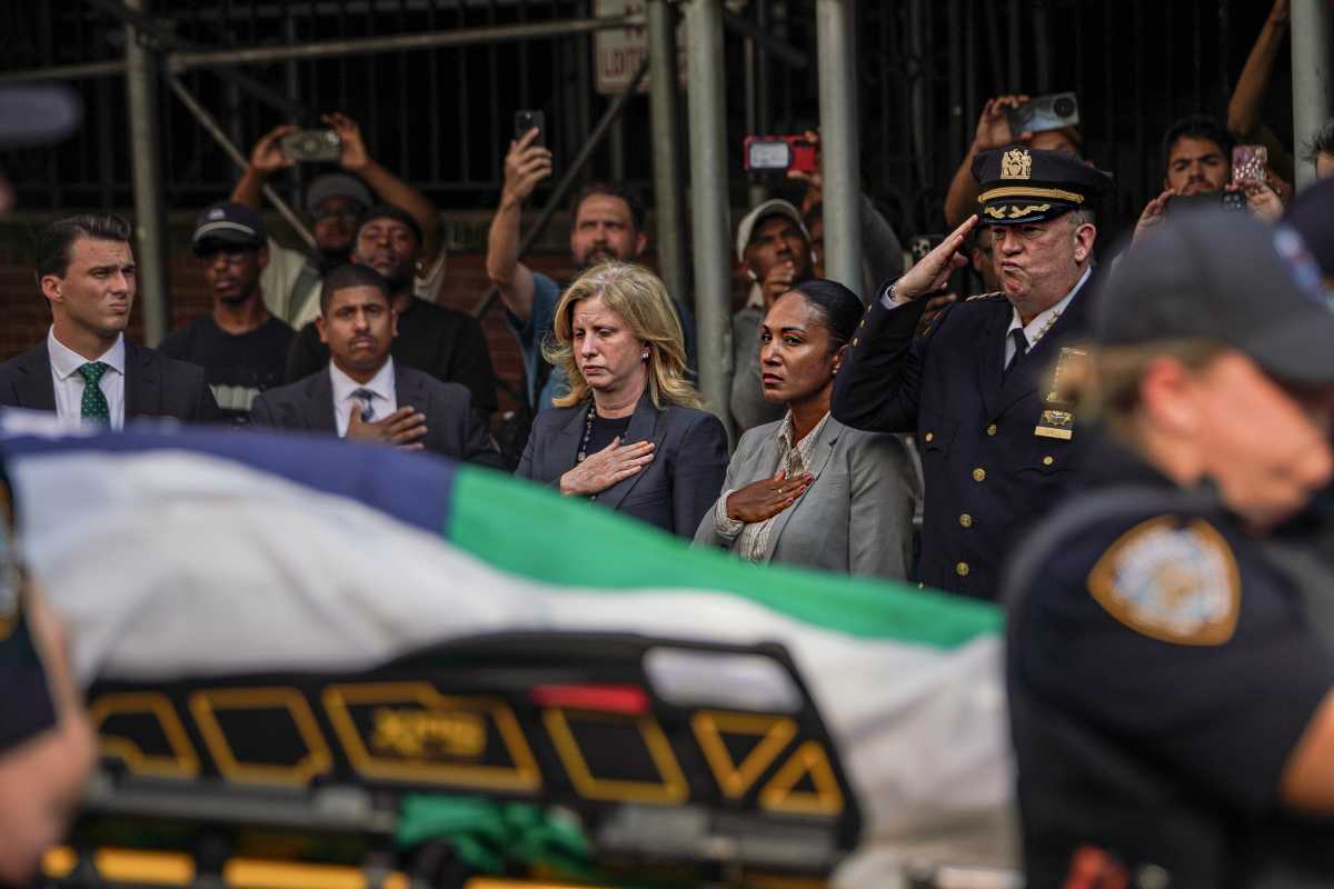 Funeral services set for Bronx cop slain in Midtown mass shooting 2