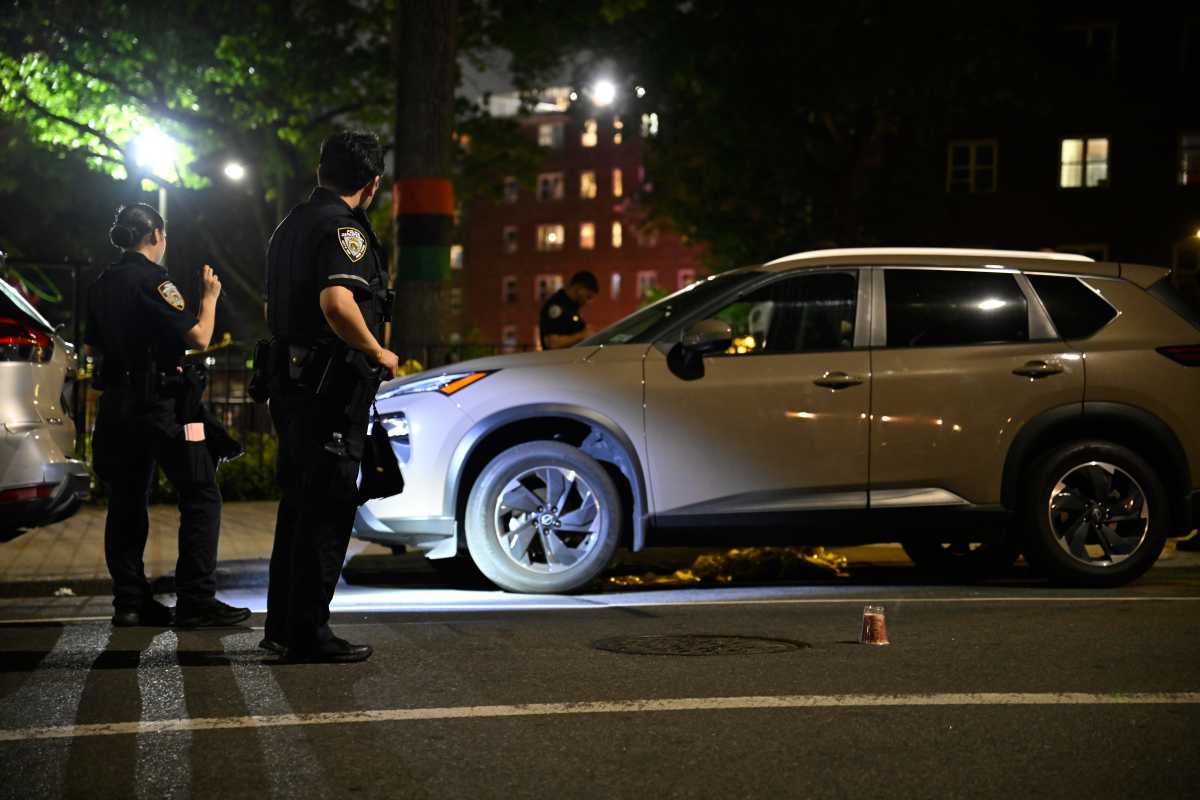 Man fighting for his life, second injured in Brooklyn double shooting 2