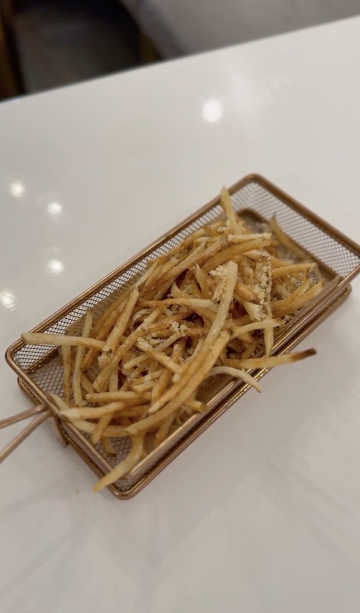 Shoestring vs. steak fry: Where to eat on National French Fry Day 2025 5 Pig & Butter Fries