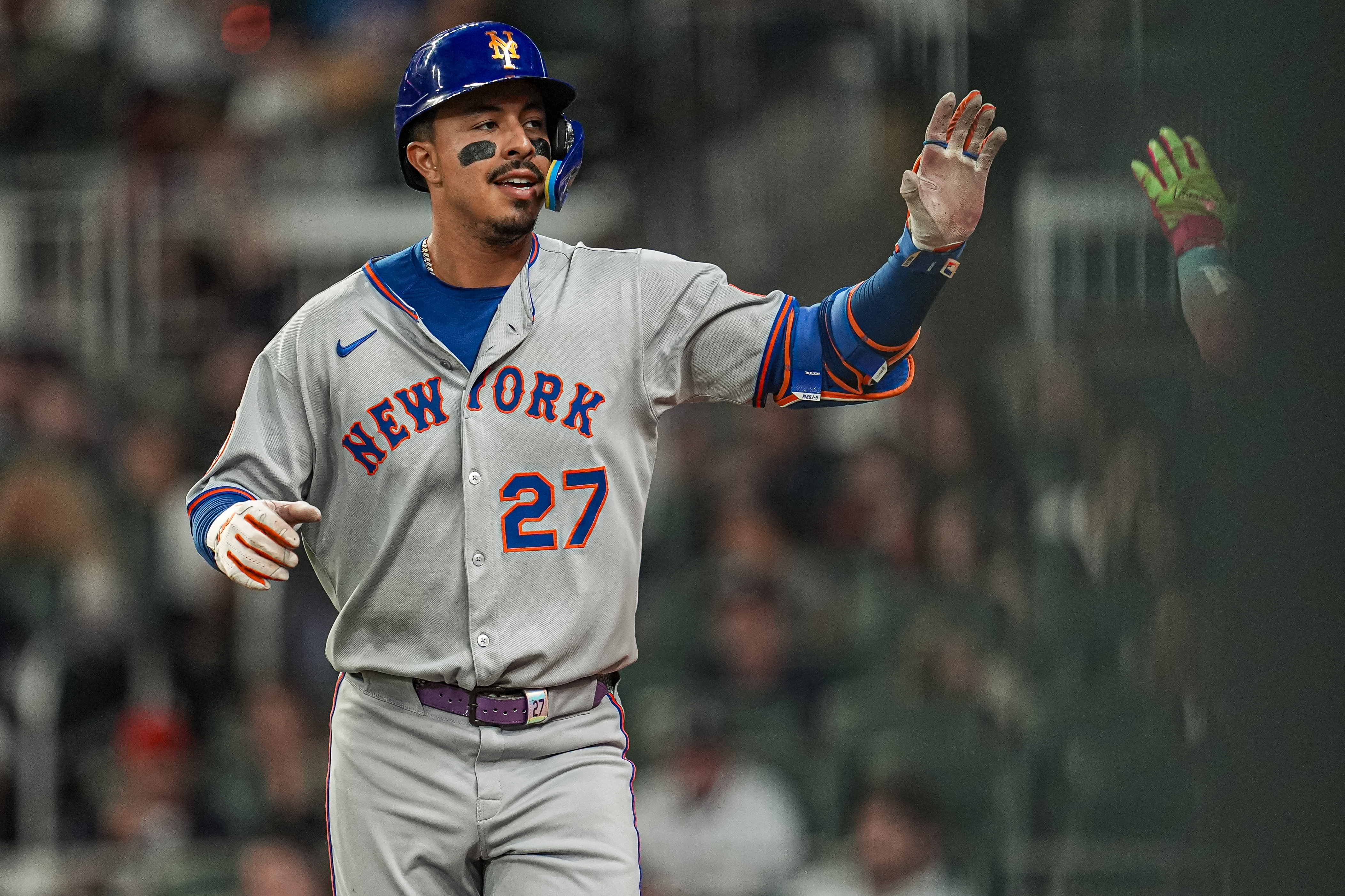 Mets rally falls short in 9th, drop chance to sweep Braves in 4-3 loss 4 Mark Vientos home run Mets Braves