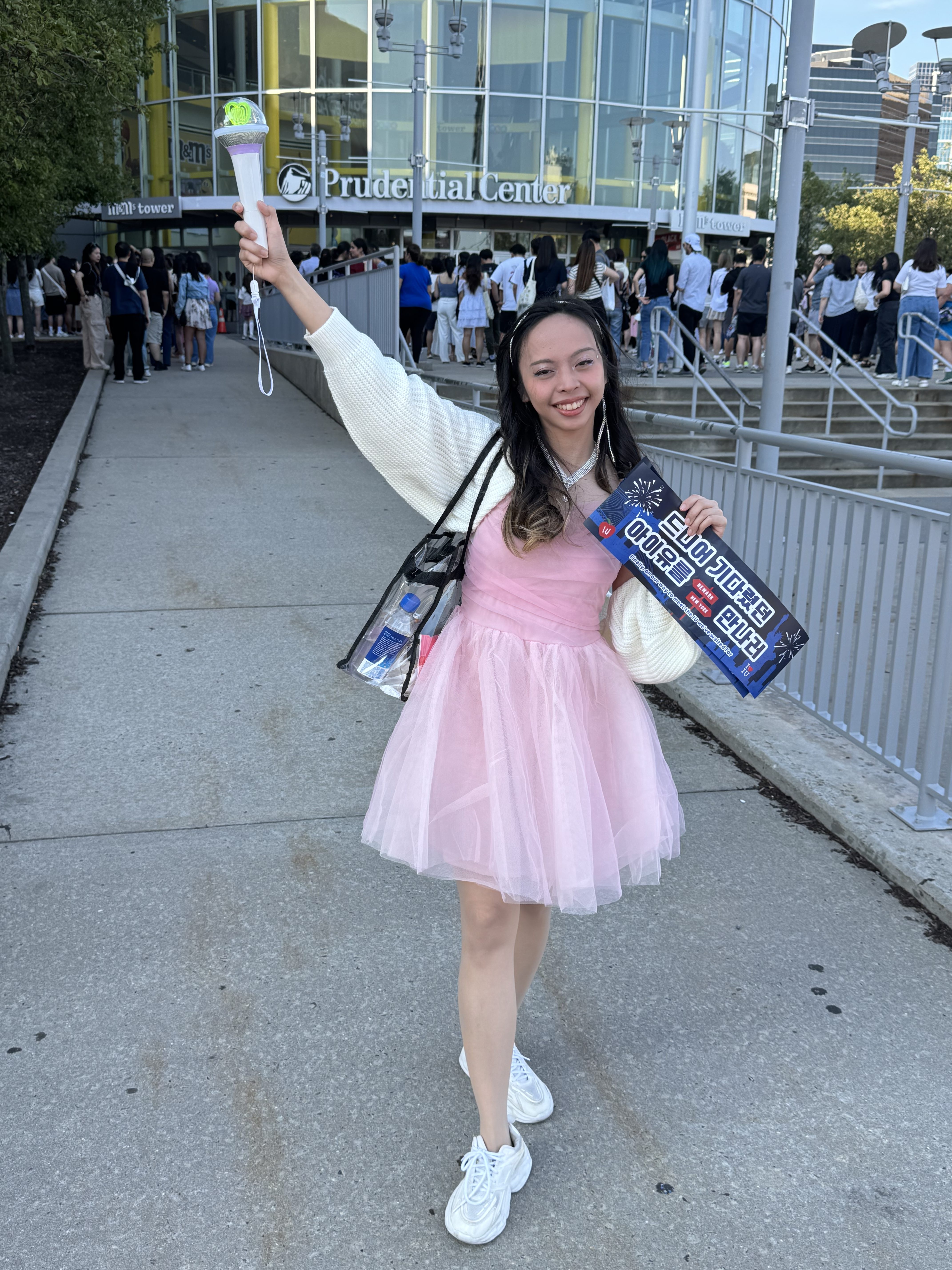 From South Korea to New Jersey: How a beloved arena became a K-Pop mecca for fans 7 Fans cross the Hudson River to the Prudential Center for IU
