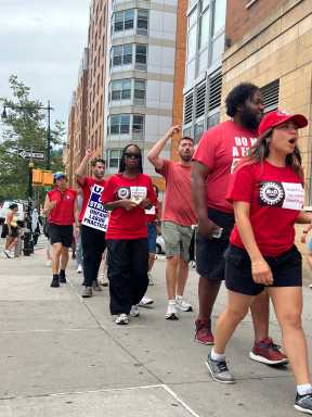 Bronx Defenders gets new contract