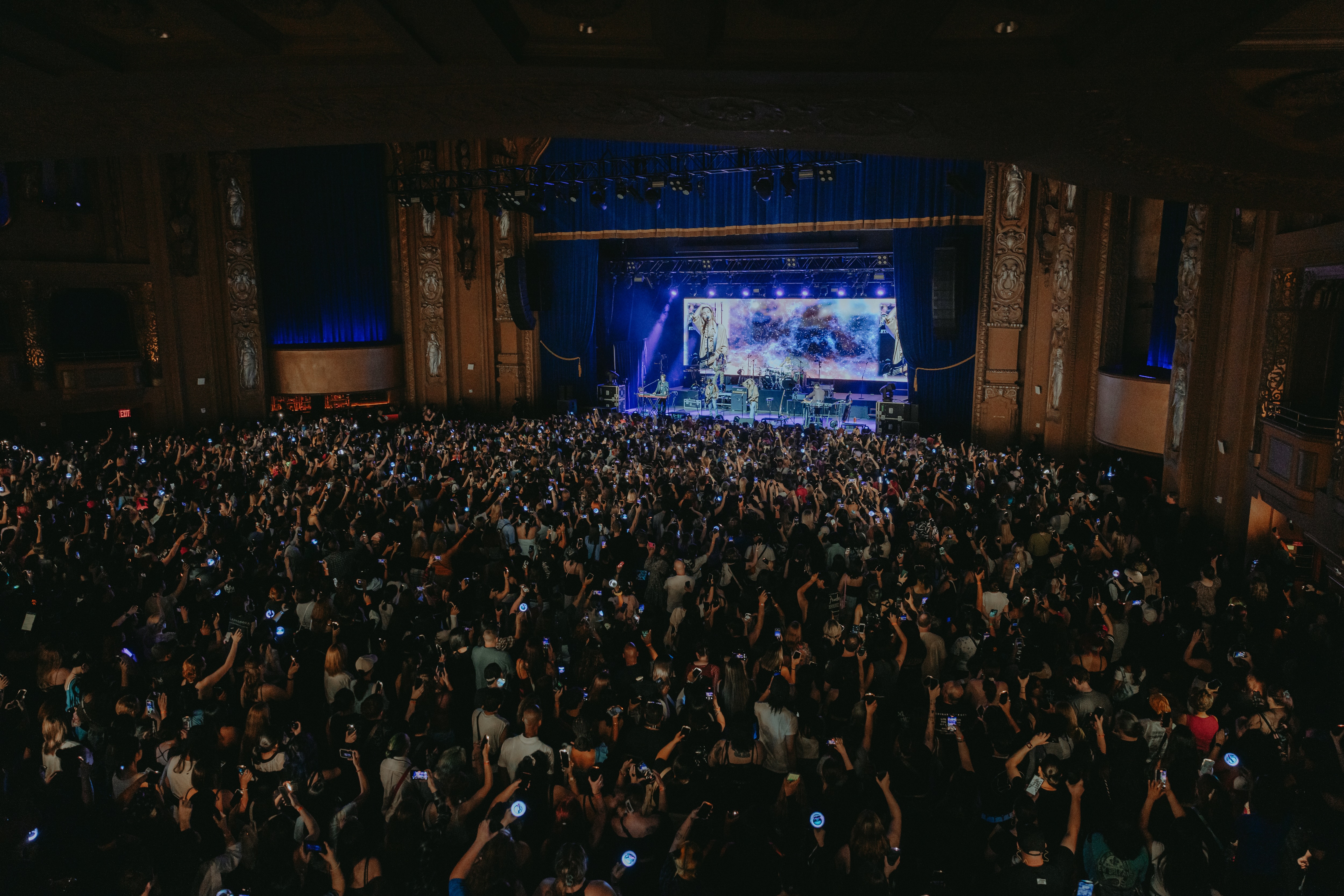 It was a jam-packed audience for Xdinary Heroes Brooklyn show.