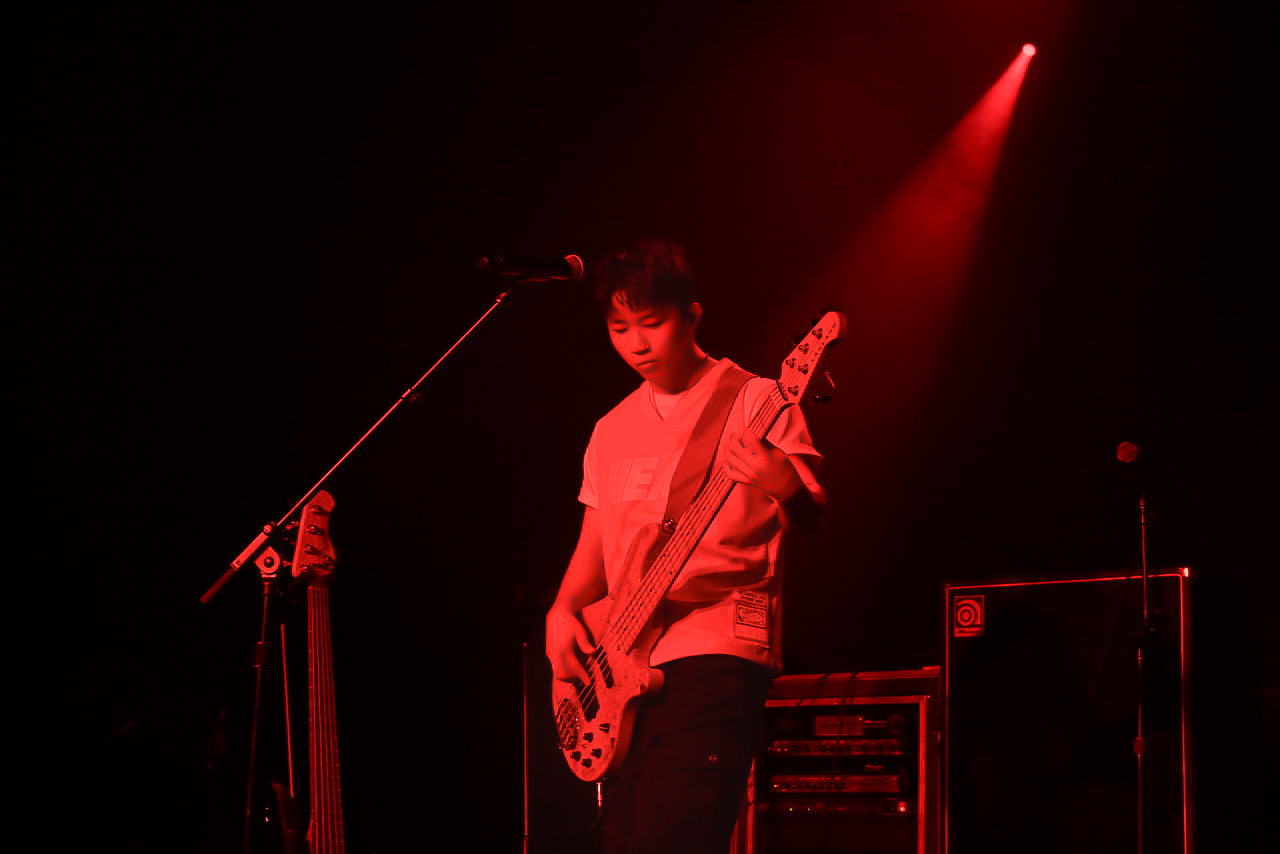 Seo Dong Sung, the N.Flying bass player