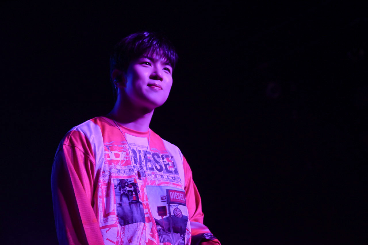 Yoo Hwe Seung, lead vocalist of N.Flying