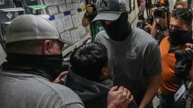 Children are torn from their father by ICE inside immigration court at 26 Federal Plaza in Lower Manhattan on Aug. 26, 2025.