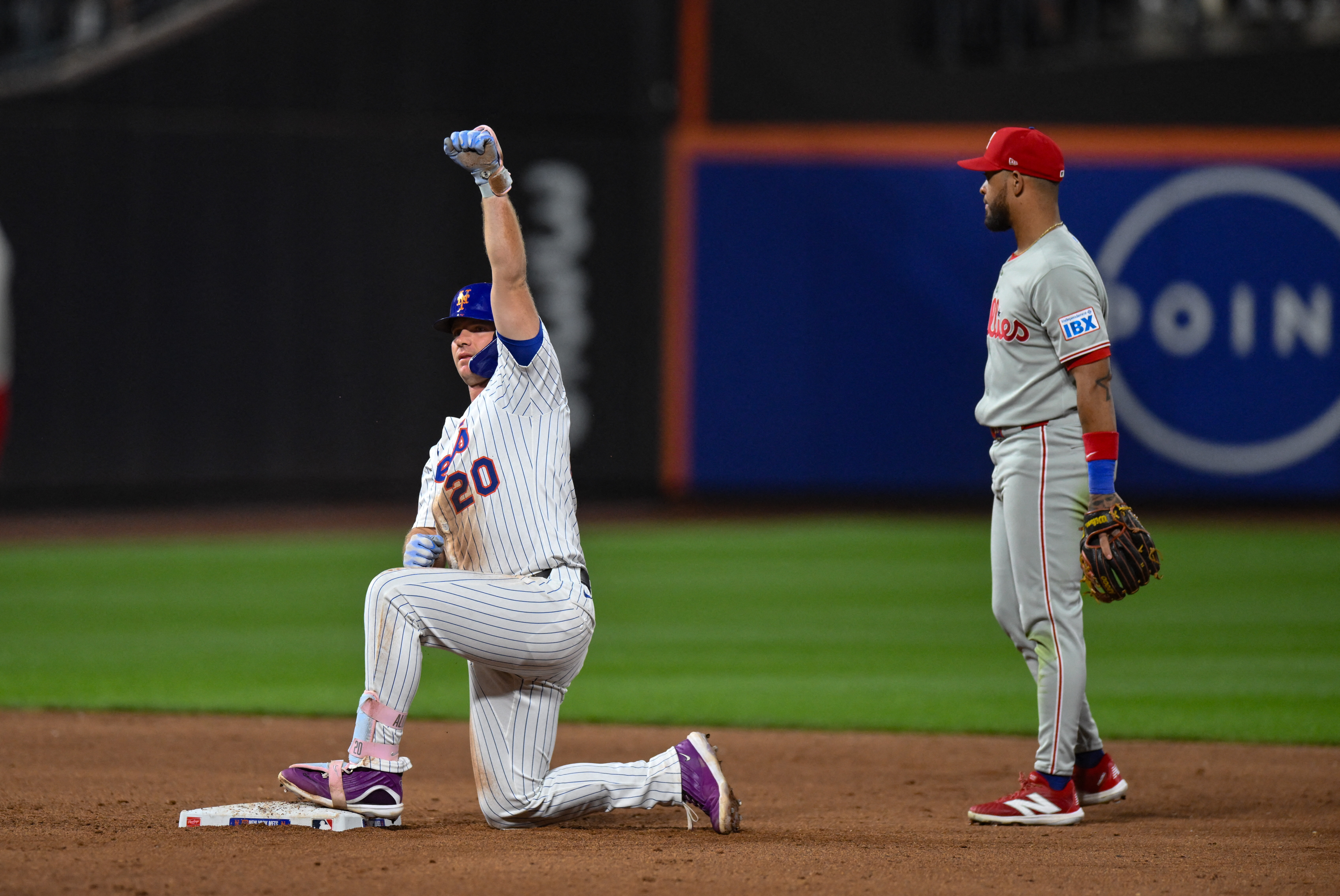 Pete Alonso double Mets Phillies