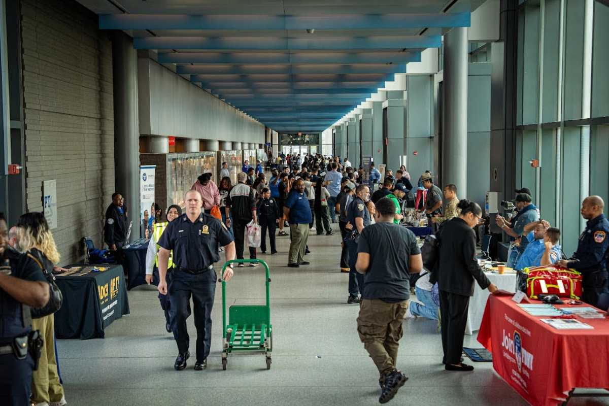 NYPD career day at Queens Police Academy aims to connect at-risk youth with professions 3